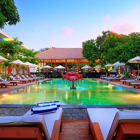 Ozz Hotel Kuta Bali Manage By Ozz Group Exterior photo