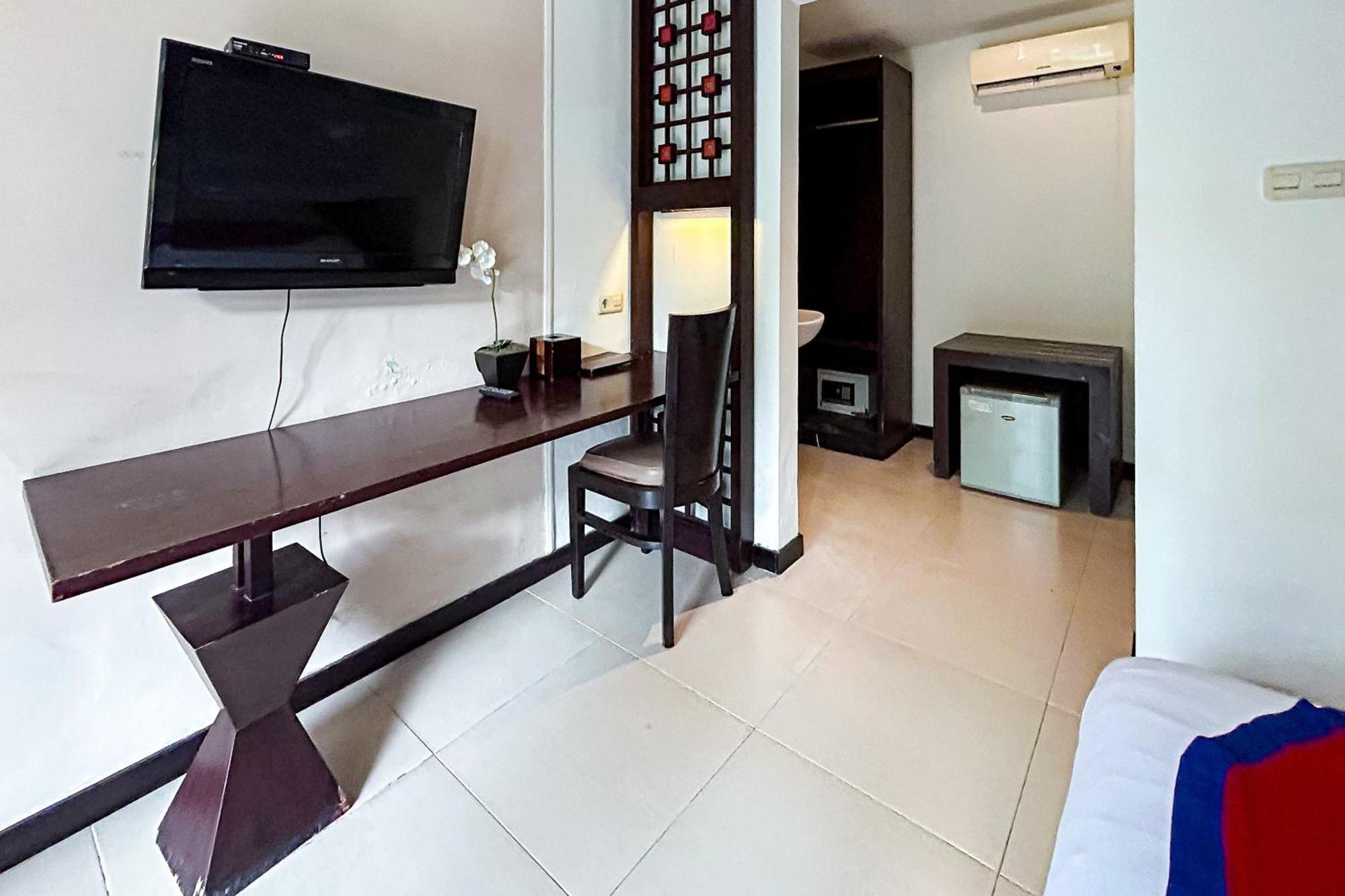 Ozz Hotel Kuta Bali Manage By Ozz Group Exterior photo