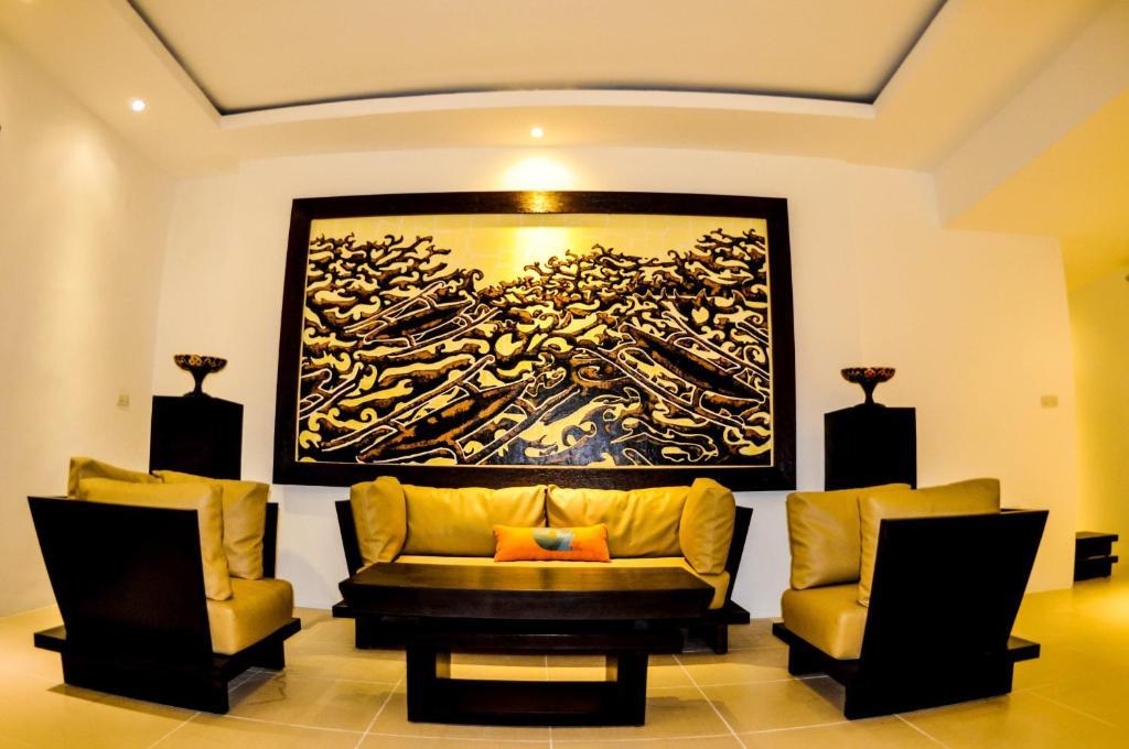 Ozz Hotel Kuta Bali Manage By Ozz Group Exterior photo